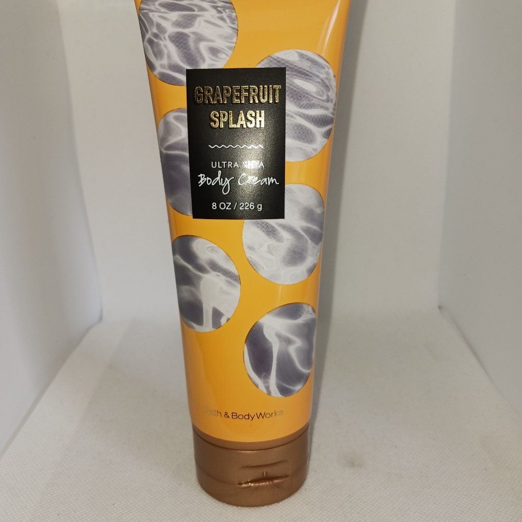 Bath  Body Works Grapefruit Splash 8 Oz Body Cream 98 Ful